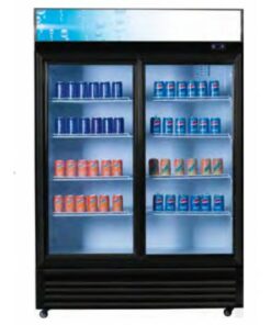 Armario expositor de refrigeración con doble puerta correderas, frío ventilado, desescarche automático y termostato digital.
