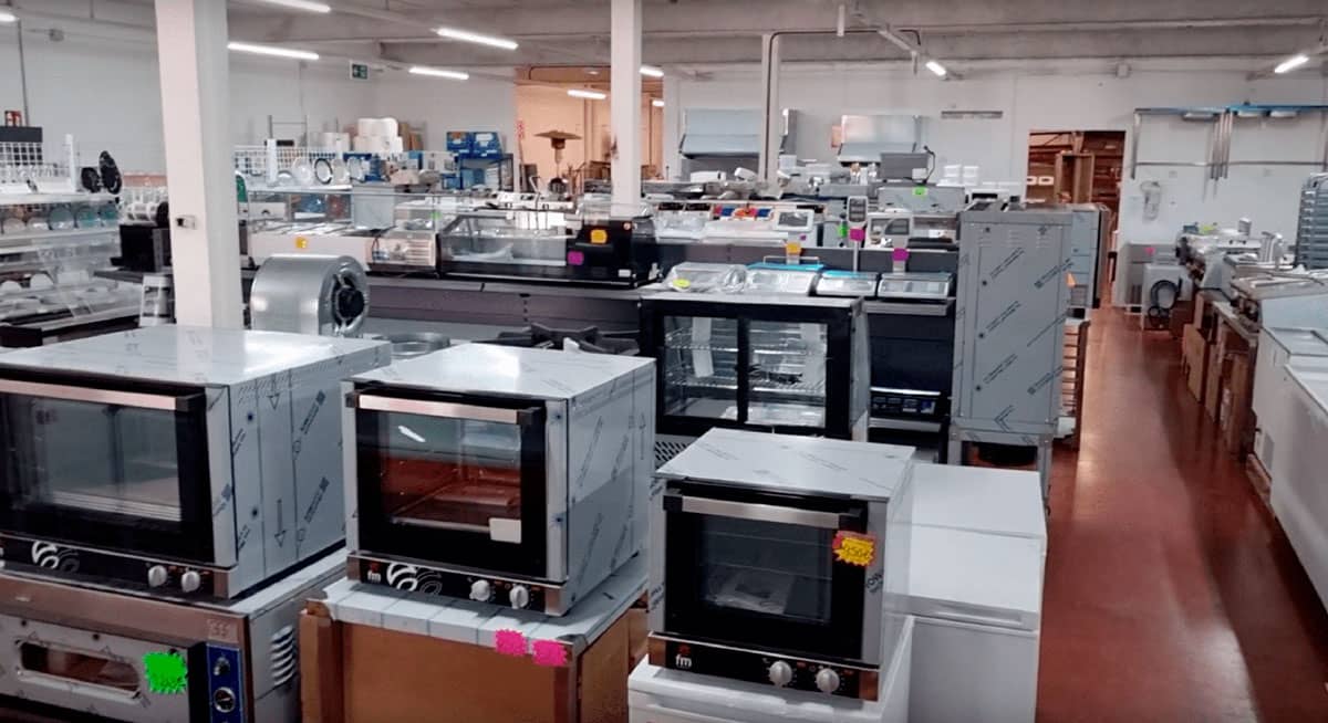 exposicion de maquinaria y mobiliario ID HOSTELERIA